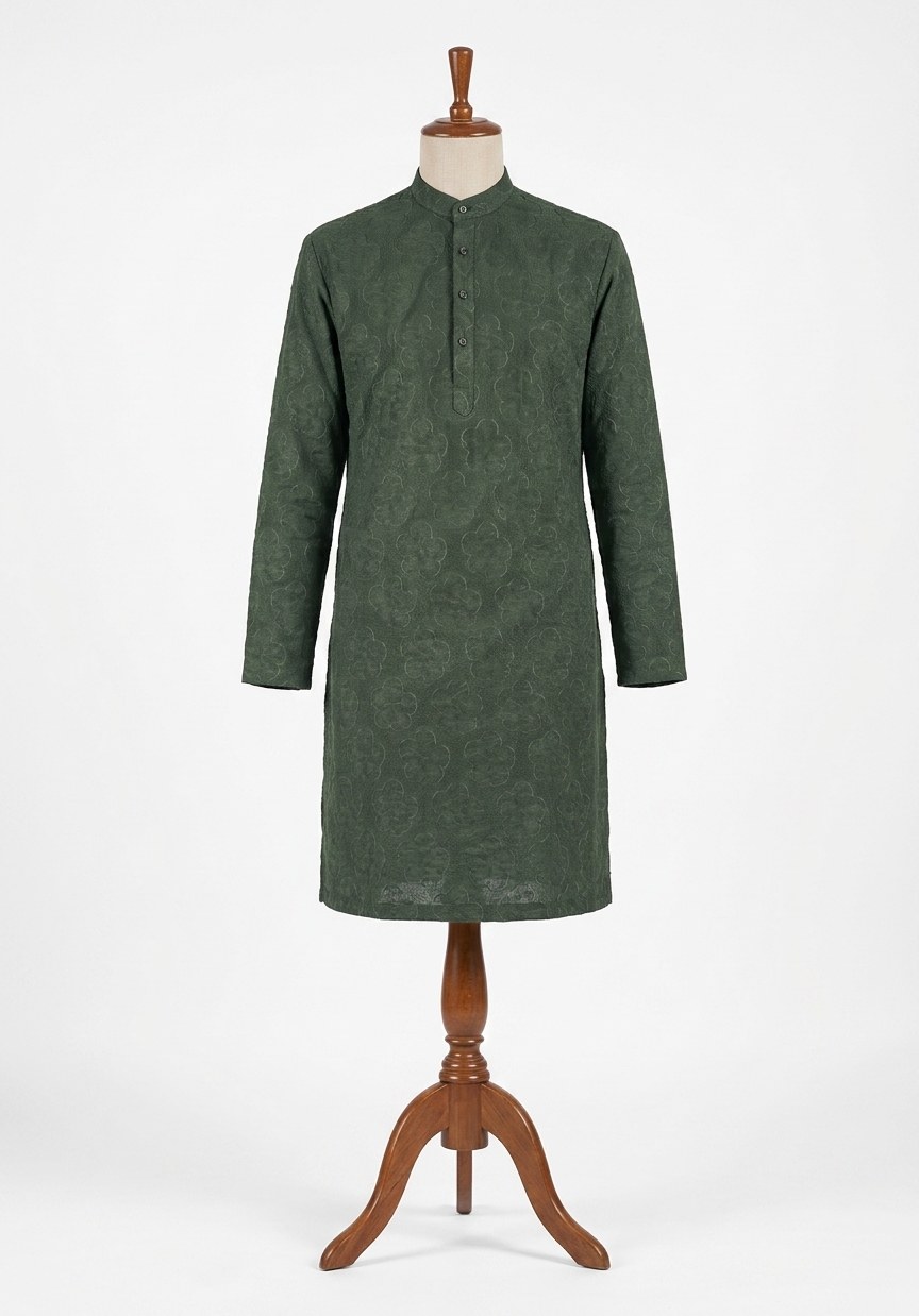 Kurtas — bespoke Indian ethnic wear at Sellers