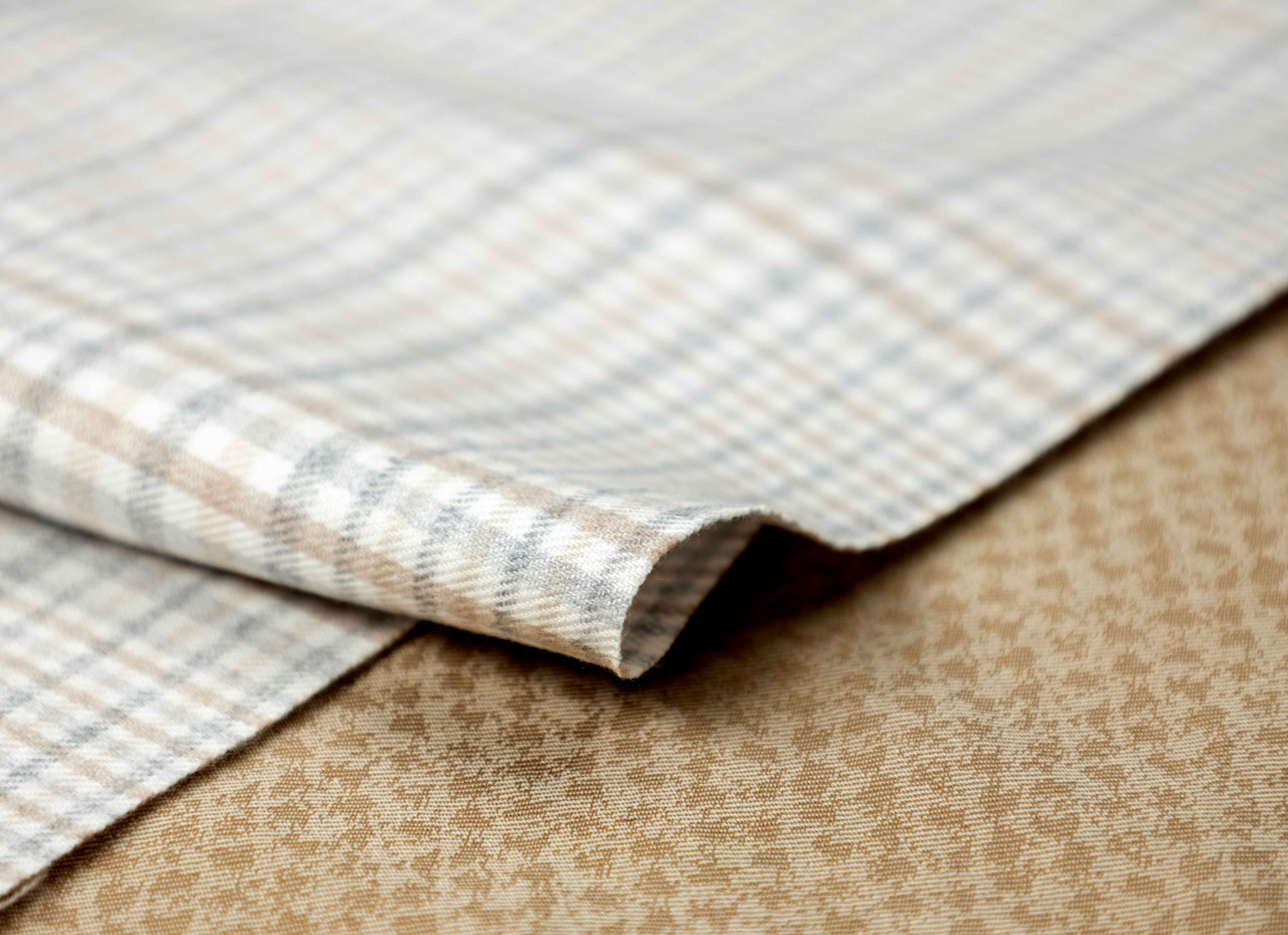D&J Anderson cloth