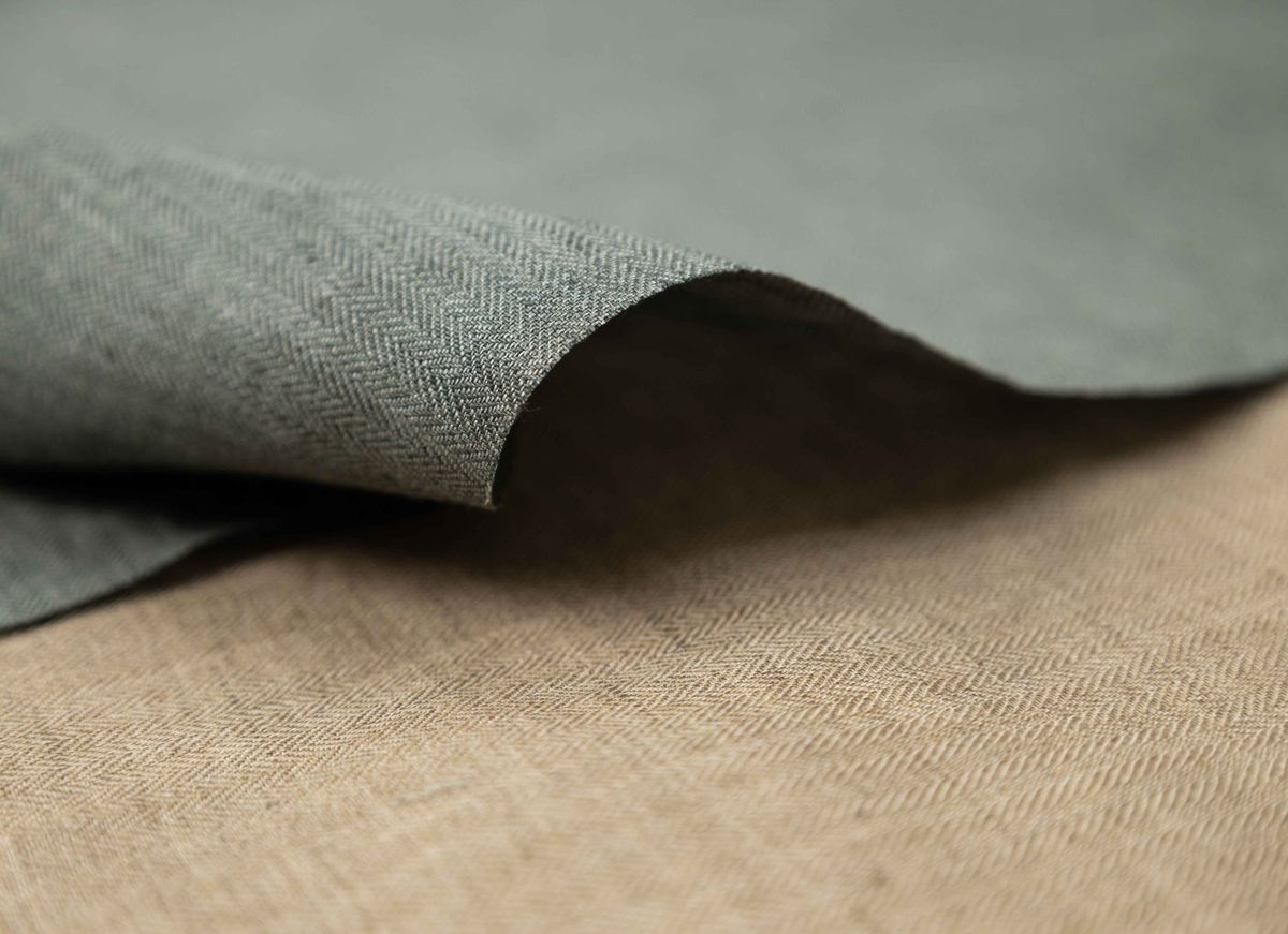 D&J Anderson cloth