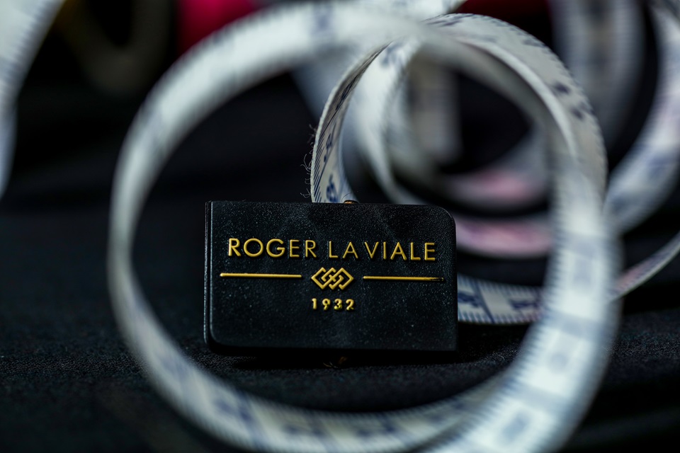 Roger La Viale cloth