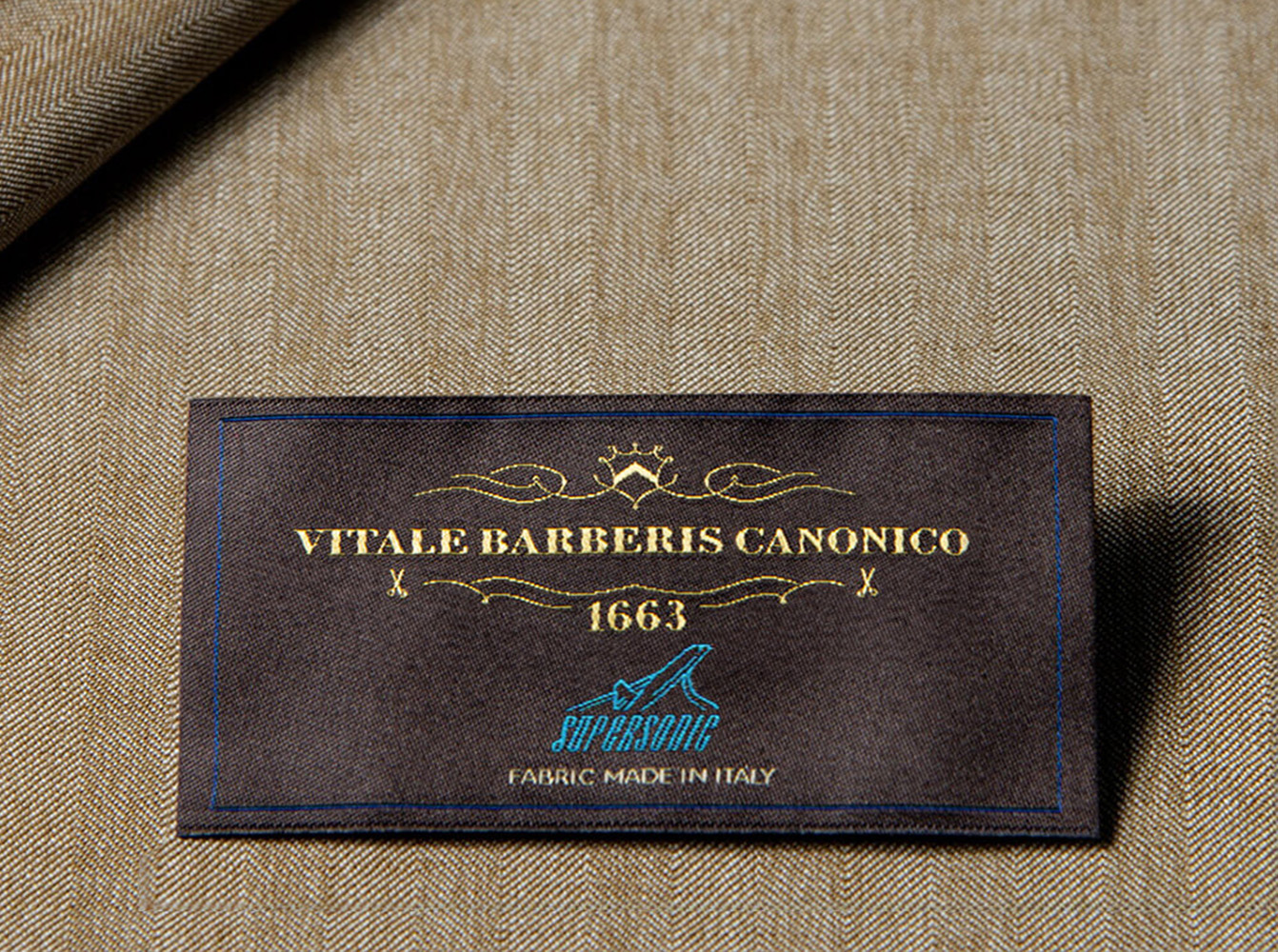 Vitale Barberis Canonico cloth